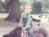 Bilder - Pferde - 1 - 1976 - Zum ersten Mal auf dem Pony